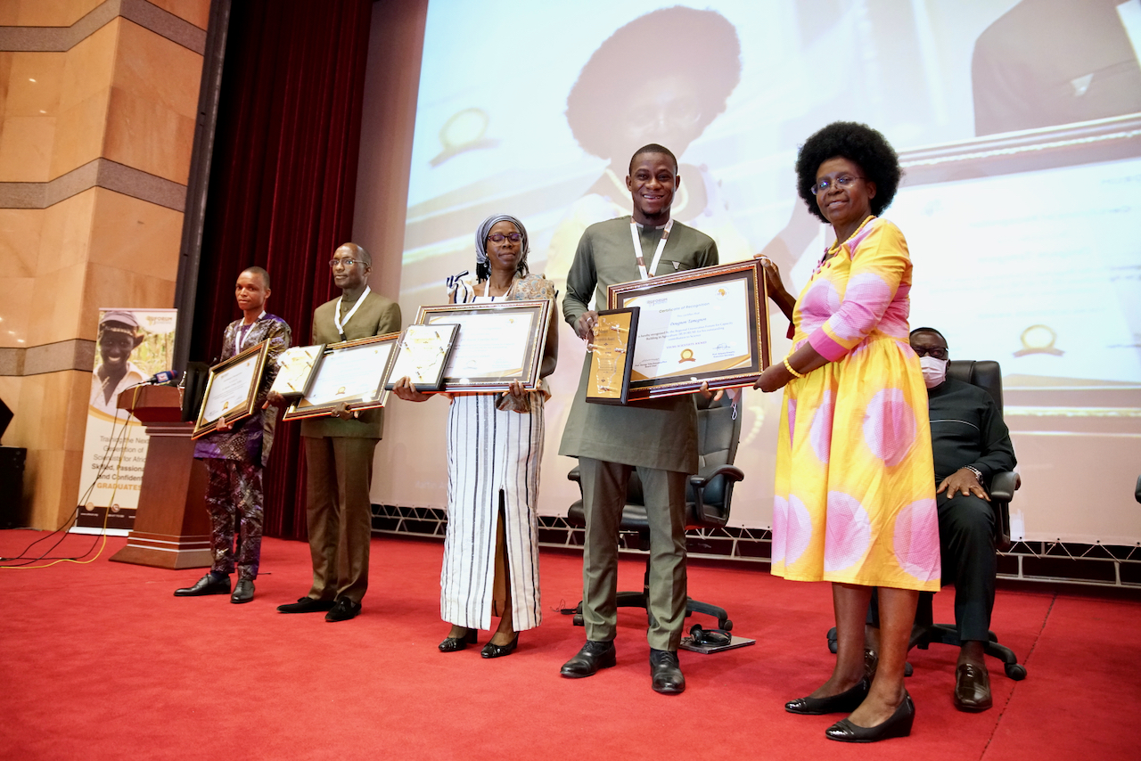 Young Scientists Award